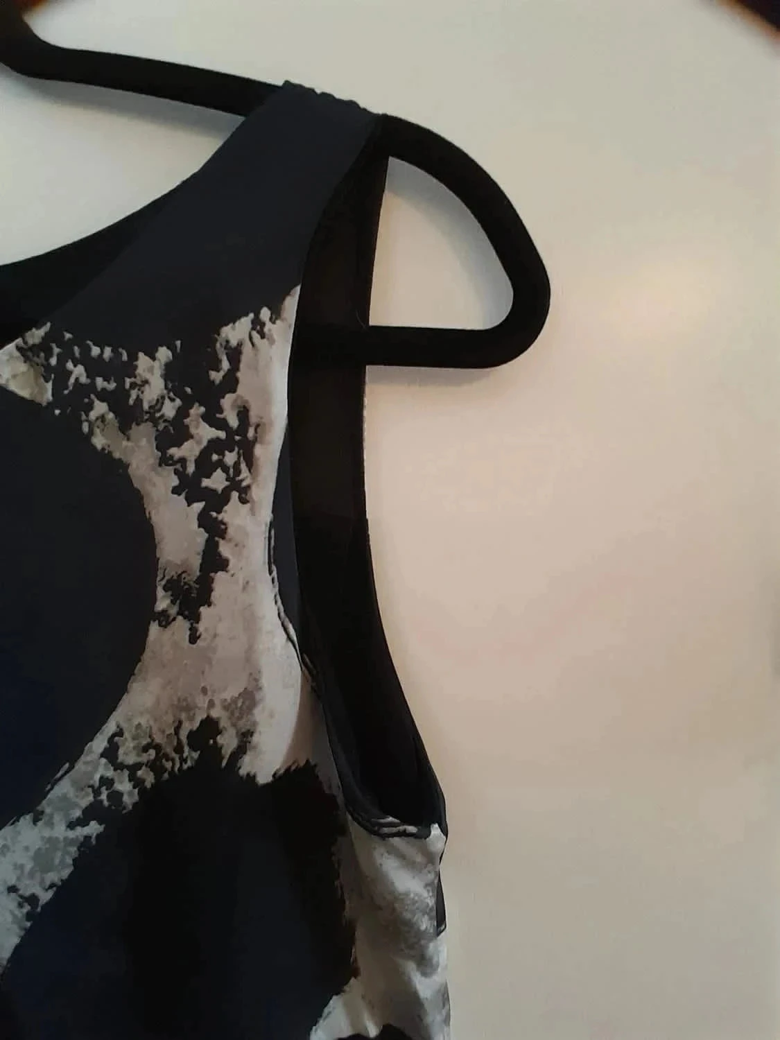 Prachtige jurk, zwart-witte print, maat 9 (42) – photo 3